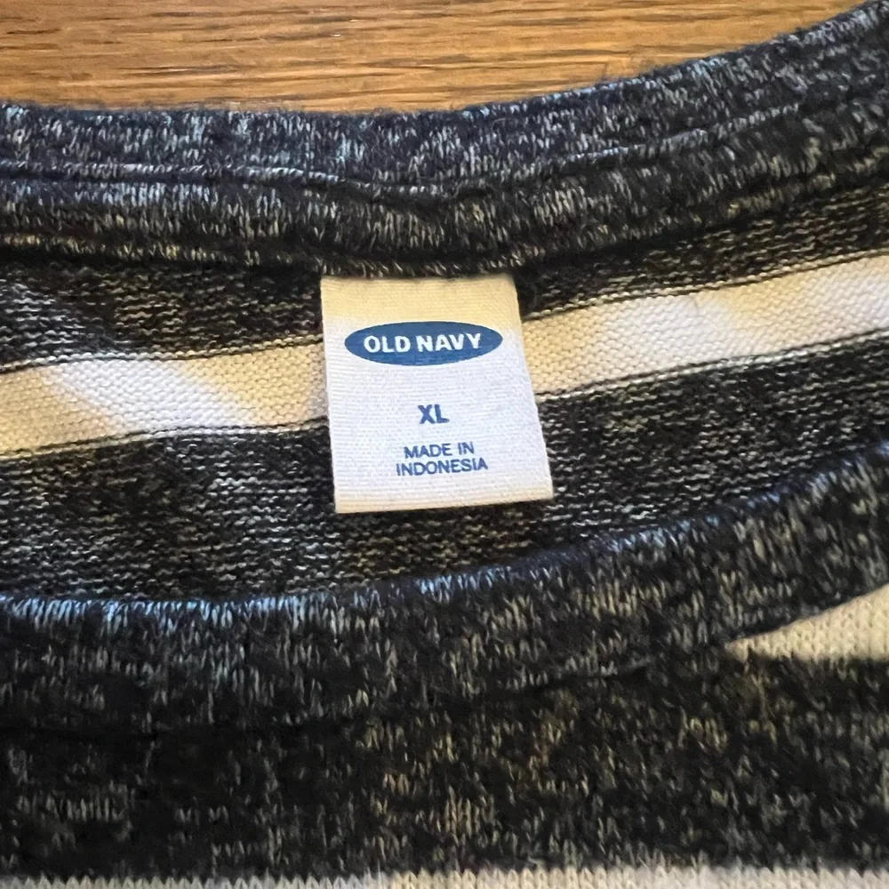 OLD NAVY Black & White Striped Light Sweater - Picture 2 of 2
